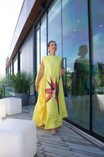 Carregar imagem no visualizador da galeria, Vestido Leveza Estrelícia Amarelo