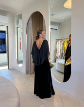 Carregar imagem no visualizador da galeria, Vestido Rita Veludo Preto