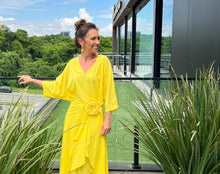 Carregar imagem no visualizador da galeria, Kaftan Nó Amarelo + flor
