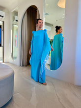 Carregar imagem no visualizador da galeria, Kaftan Simplice Flores Azul Serenity