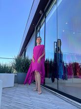 Load image into Gallery viewer, Vestido Malu Plissado Fúcsia
