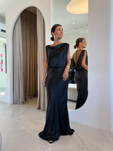 Carregar imagem no visualizador da galeria, Vestido Ava Preto