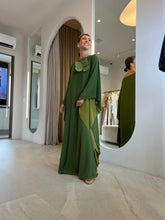 Carregar imagem no visualizador da galeria, Vestido Suzana Verde + Borboleta
