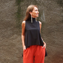 Carregar imagem no visualizador da galeria, Blusa Nina Preta