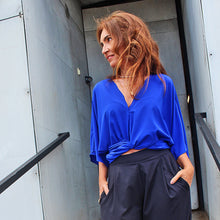 Carregar imagem no visualizador da galeria, Blusa Ana Azul