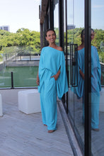 Load image into Gallery viewer, Wide Blue Linen Blouse