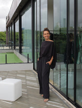 Carregar imagem no visualizador da galeria, Blusa Ampla Preto