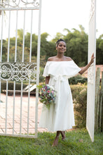 Carregar imagem no visualizador da galeria, Vestido Ombro a Ombro Branco
