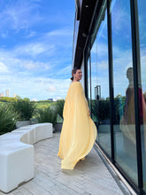 Carregar imagem no visualizador da galeria, Kaftan Lucia Amarelo
