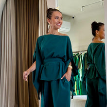 Carregar imagem no visualizador da galeria, Blusa Cibelle Verde Esmeralda
