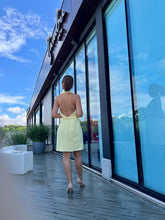 Carregar imagem no visualizador da galeria, Vestido Paula Amarelo
