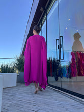 Load image into Gallery viewer, Vestido Malu Plissado Fúcsia
