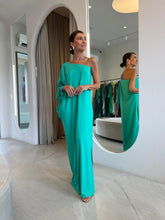 Cargar imagen en el visor de la galería, Kaftan Bufante Ombro Só Verde
