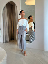 Carregar imagem no visualizador da galeria, Blusa Anabella Branca
