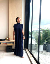 Carregar imagem no visualizador da galeria, Vestido Lírio Azul Marinho
