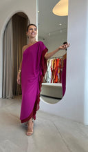 Carregar imagem no visualizador da galeria, Vestido Luíza Rosa e Vermelho
