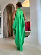 Carregar imagem no visualizador da galeria, Vestido Nina Verde Acetinado
