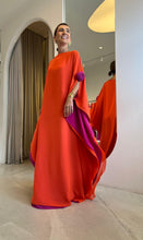 Carregar imagem no visualizador da galeria, Kaftan Simplice Flores Laranja + Rosa
