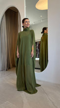 Cargar imagen en el visor de la galería, Vestido Mônica Verde Oliva
